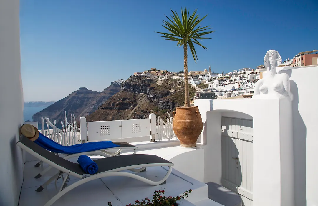 Trieris Villa & Suites-1